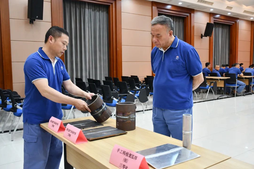 看考试件.JPG